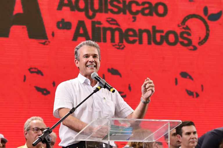 Presidente lança programa RU Na Hora do Pescado Artesanal