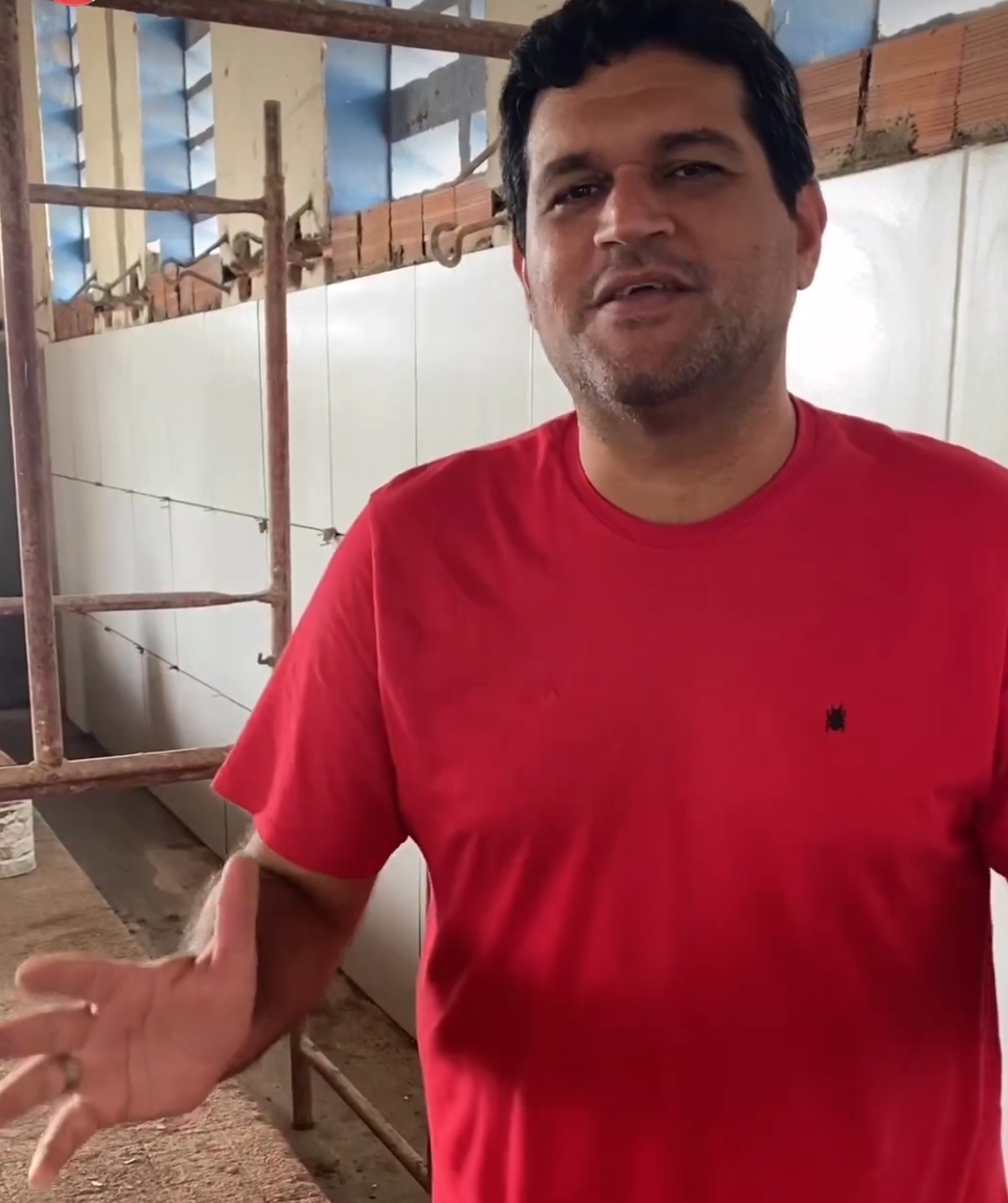 Vicência: Guiga Nunes realiza a reforma do Mercado Público Municipal