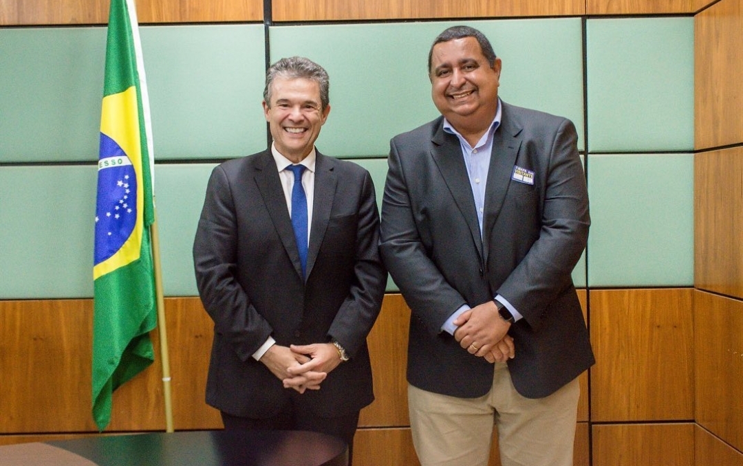 Em Brasília Amaury Henrique visita o ministro André de Paula e participa da 24° edição da Marcha dos Municípios