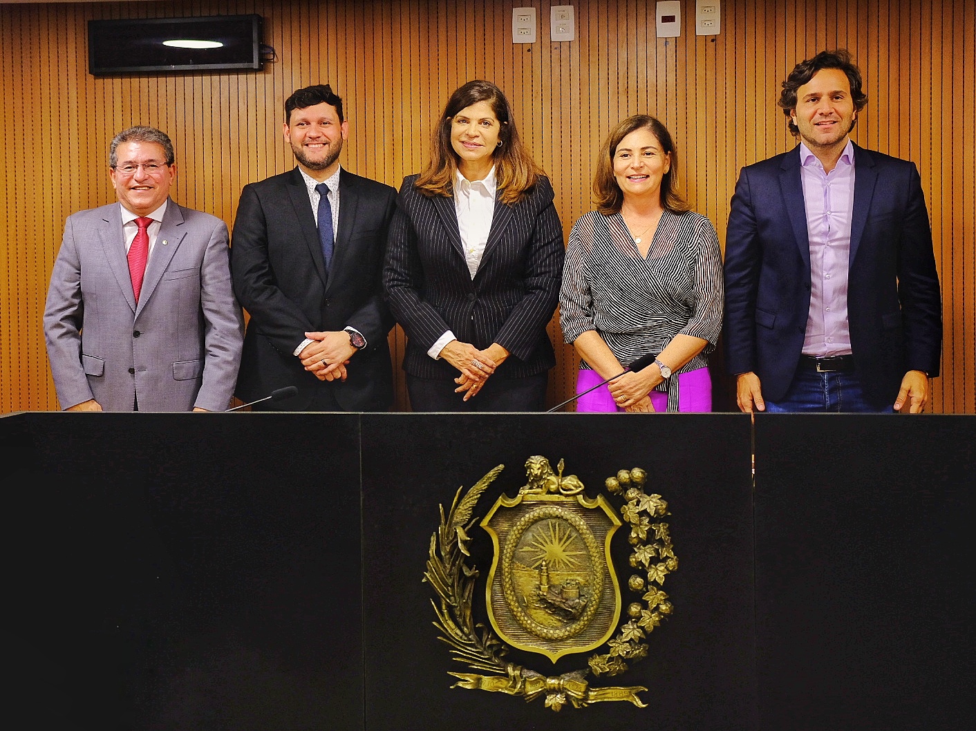 Deputado Gilmar Júnior participou de discussões sobre a saúde mental e sobre a assistência materno infantil