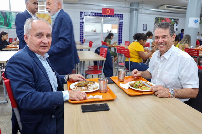 Pescado estreia no bandejão do primeiro RU