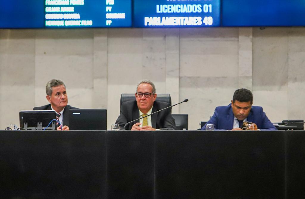 Votações da Alepe vistas como concretização de independência defendida pela Casa