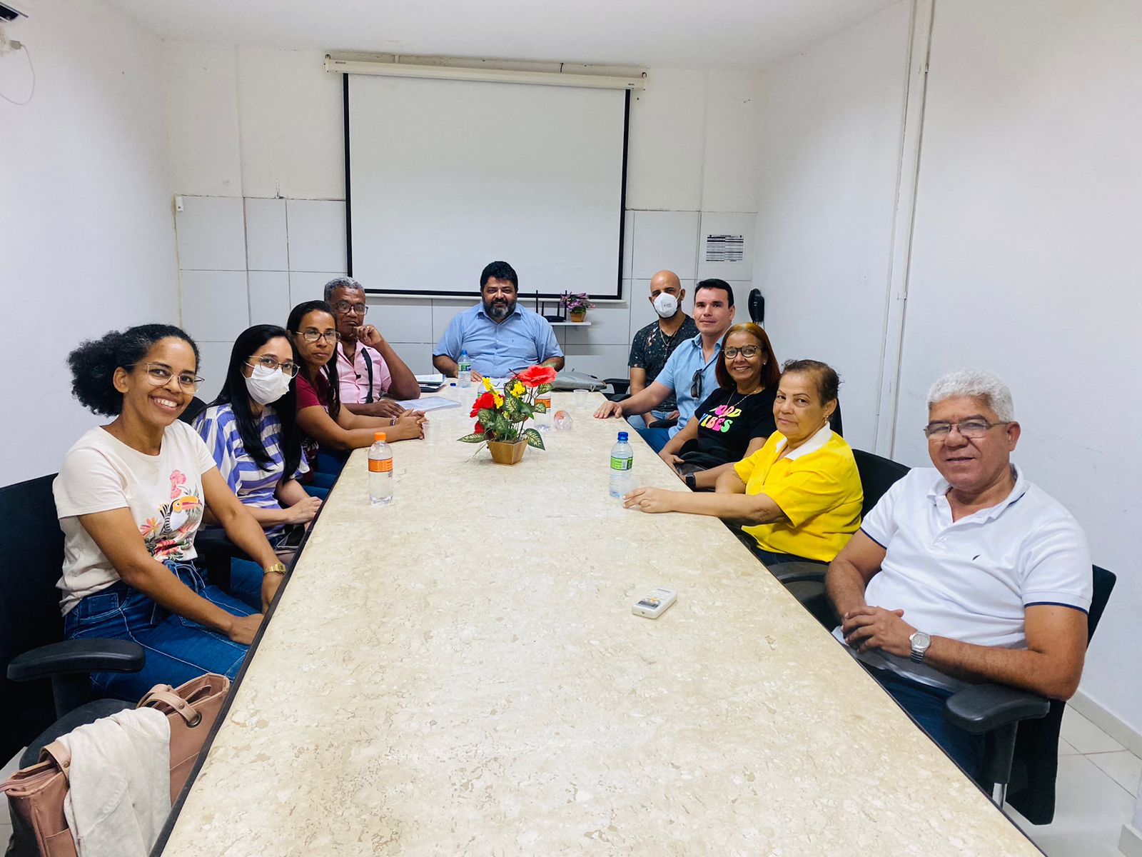 Presidente e vice da Câmara debatem com professores a implantação do piso do magistério e melhorias para educação de Ipojuca