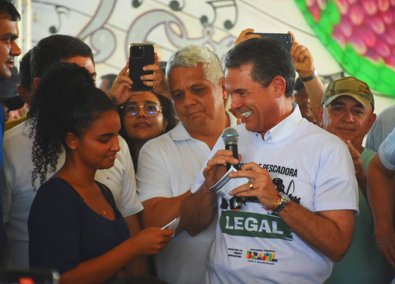 No AM, governo inicia força-tarefa para legalizar a pesca