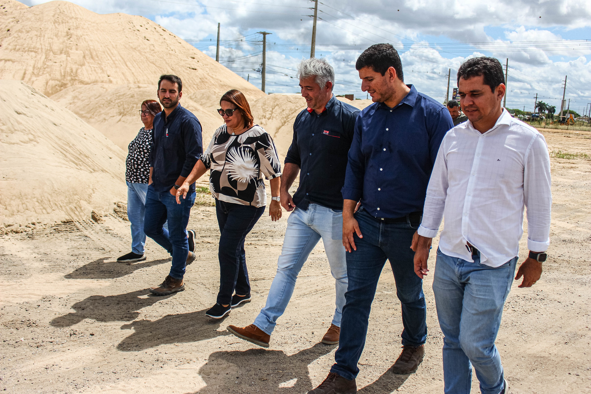 Prefeita Suzana Ramos visita canteiro de obras da Travessia Urbana e destaca importância da obra para Juazeiro