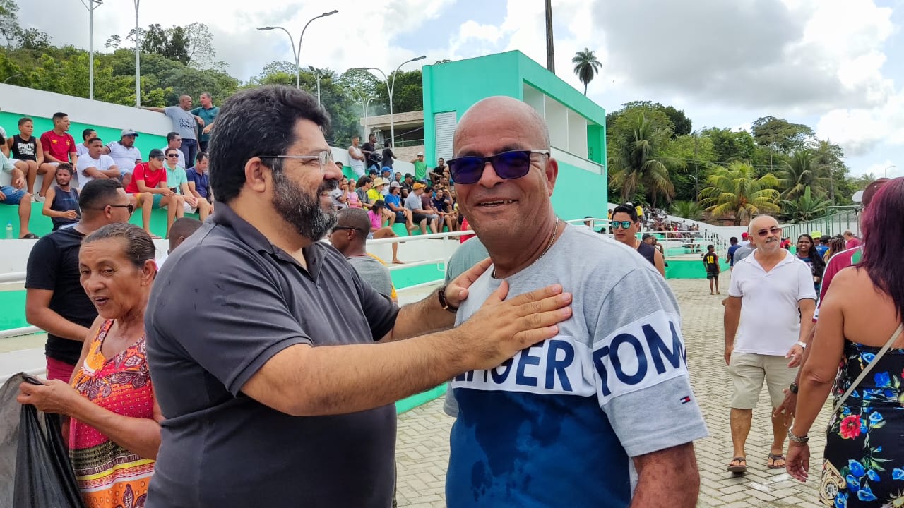 Presidente da Câmara do Ipojuca visita comunidades do município no dia do Trabalhador