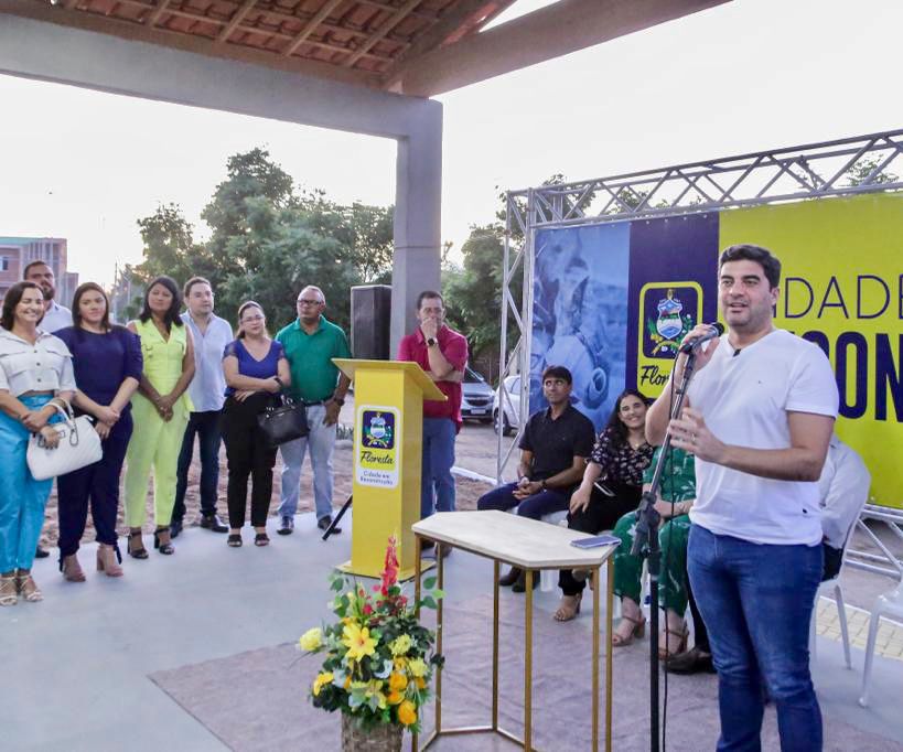 Deputado Kaio Maniçoba entrega Academia da Saúde em Floresta