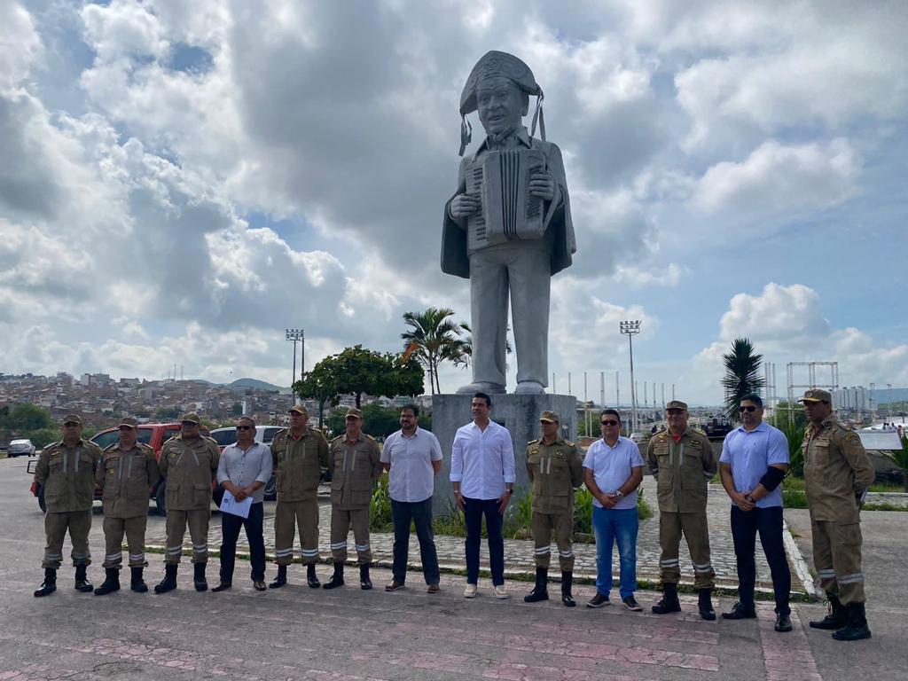 Corpo de Bombeiros de Pernambuco e Rodrigo Pinheiro fazem vistoria em polos do São João de Caruaru