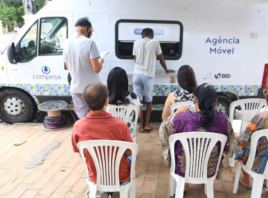 COMPESA DIVULGA AÇÃO DAS AGÊNCIAS MÓVEIS PARA CADASTRAMENTO DE CLIENTE NA TARIFA SOCIAL