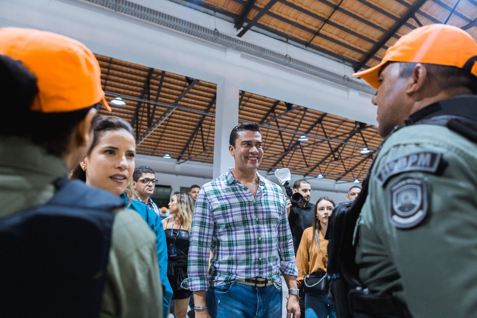 Rodrigo Pinheiro comemora sucesso da primeira noite do novo pátio de eventos