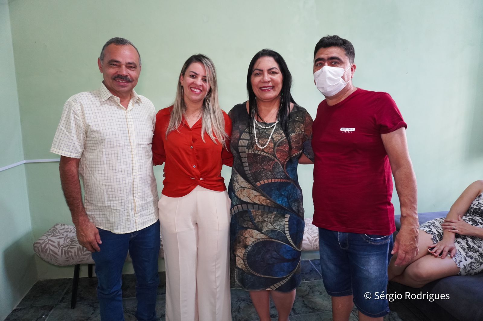 Prefeita Drª Cátia Ribeiro inaugura oficialmente Casa de Apoio para Jataubenses em Recife