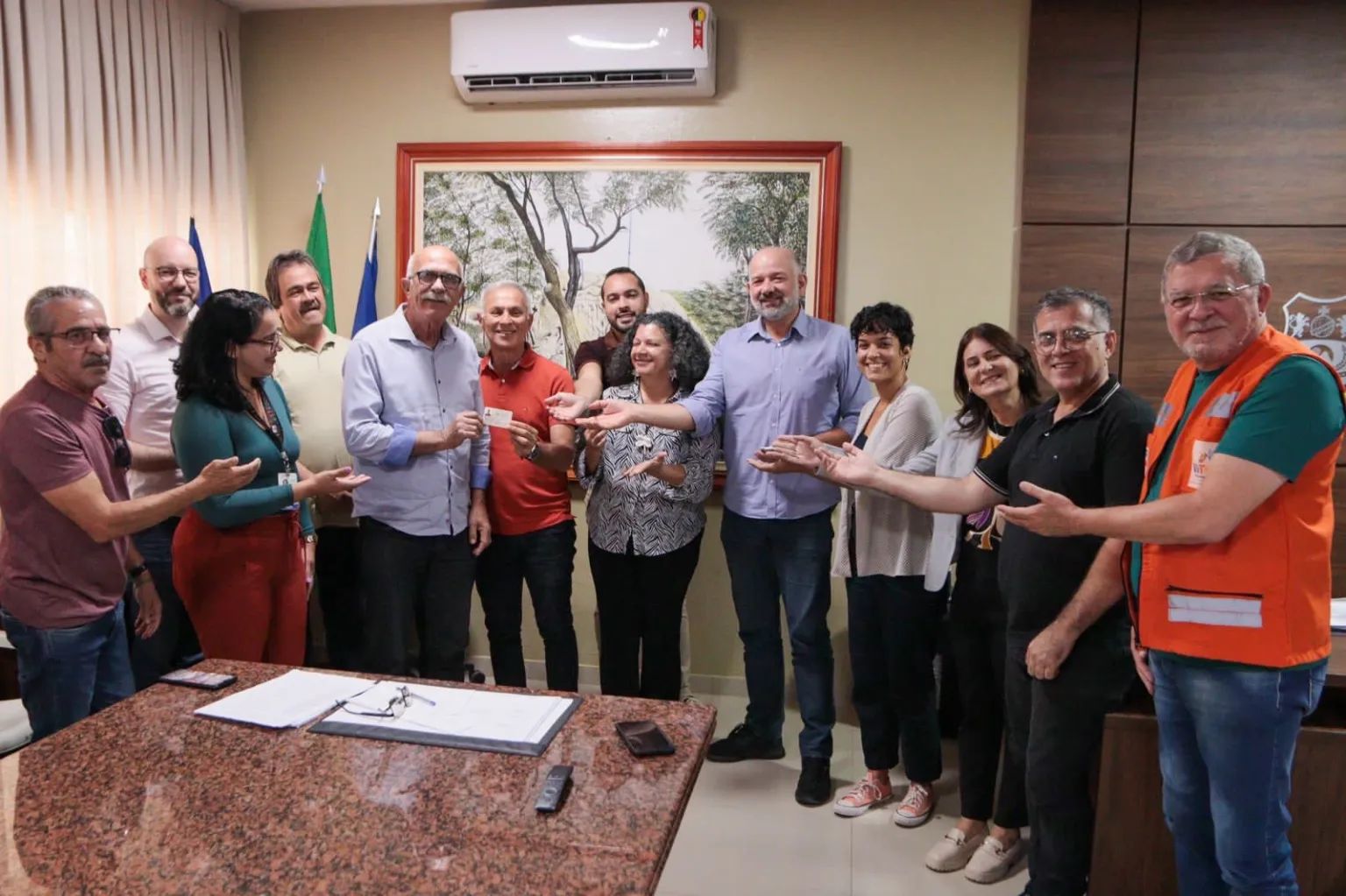 Em parceria com o Sebrae, Prefeitura da Vitória entrega Carteira Nacional do Artesão