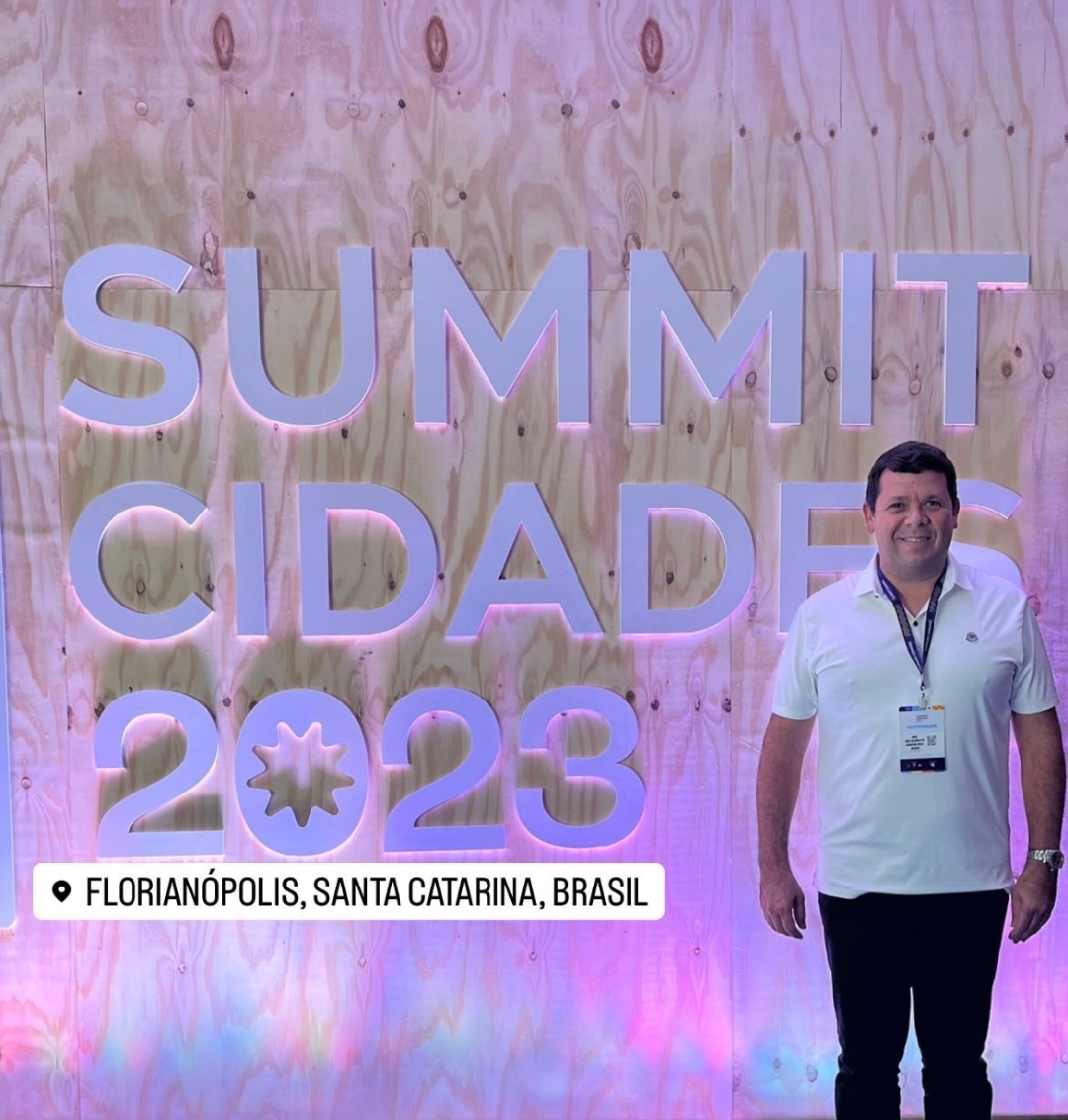 Prefeito Júnior de Beto Participa do Summit Cidades em Santa Catarina,em busca de mais conhecimentos para a capital da mata sul