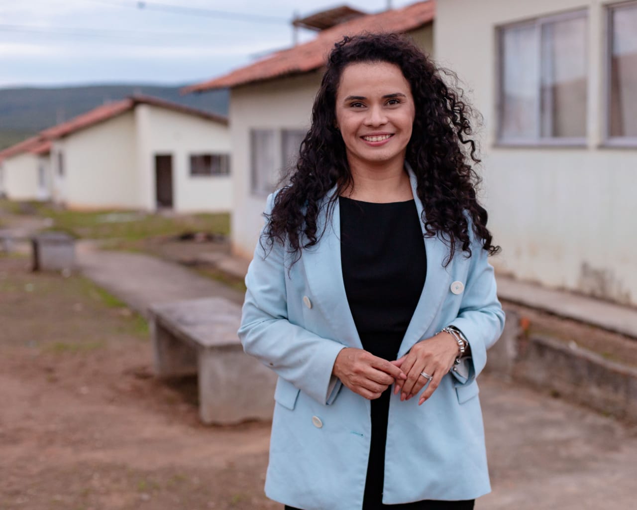 Lucielle Laurentino anuncia retomada da obra do Residencial Jurema