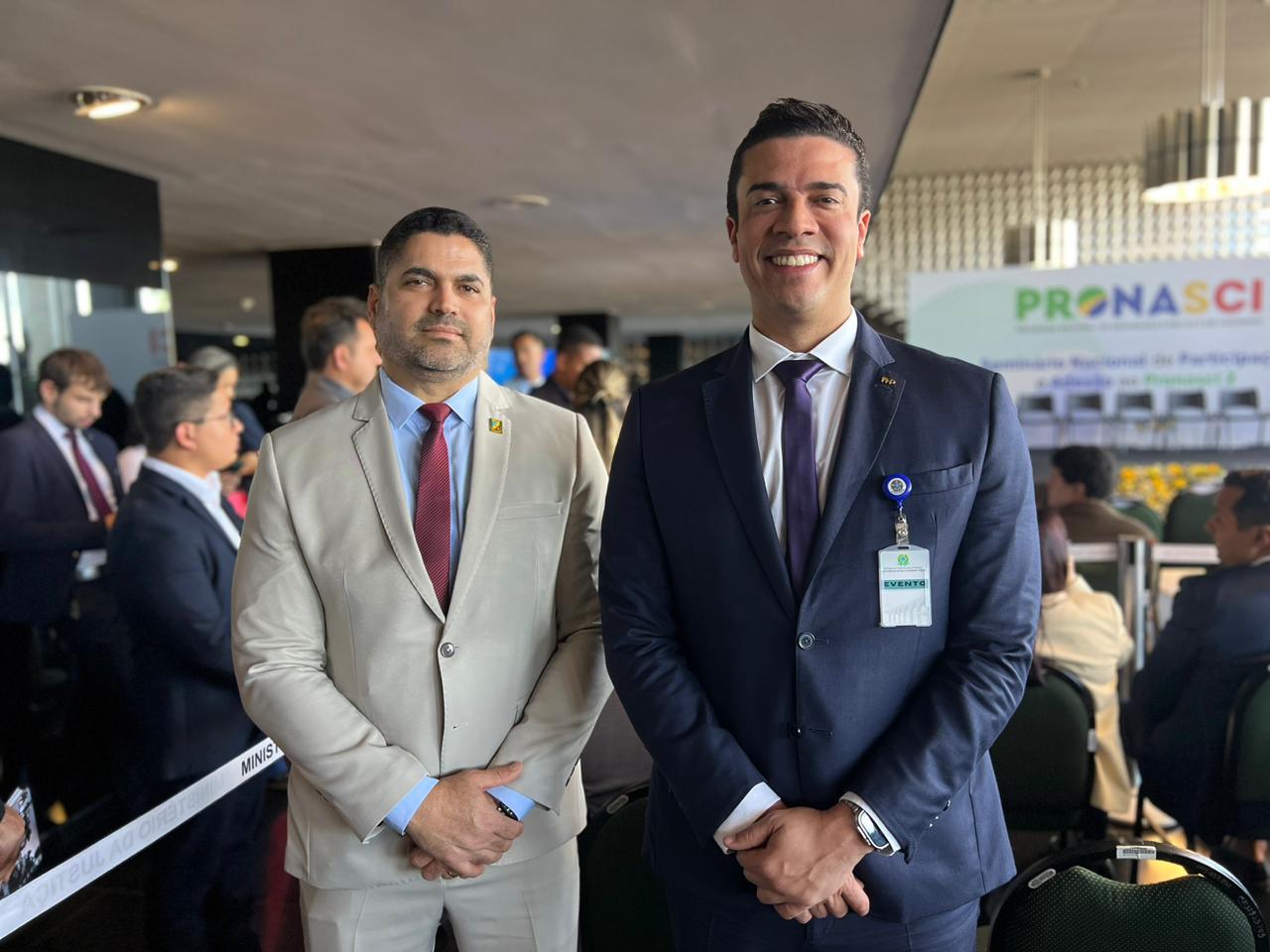 Prefeito Rodrigo Pinheiro participa do Seminário Nacional de Participação e Adesão ao Pronasci 2, em Brasília