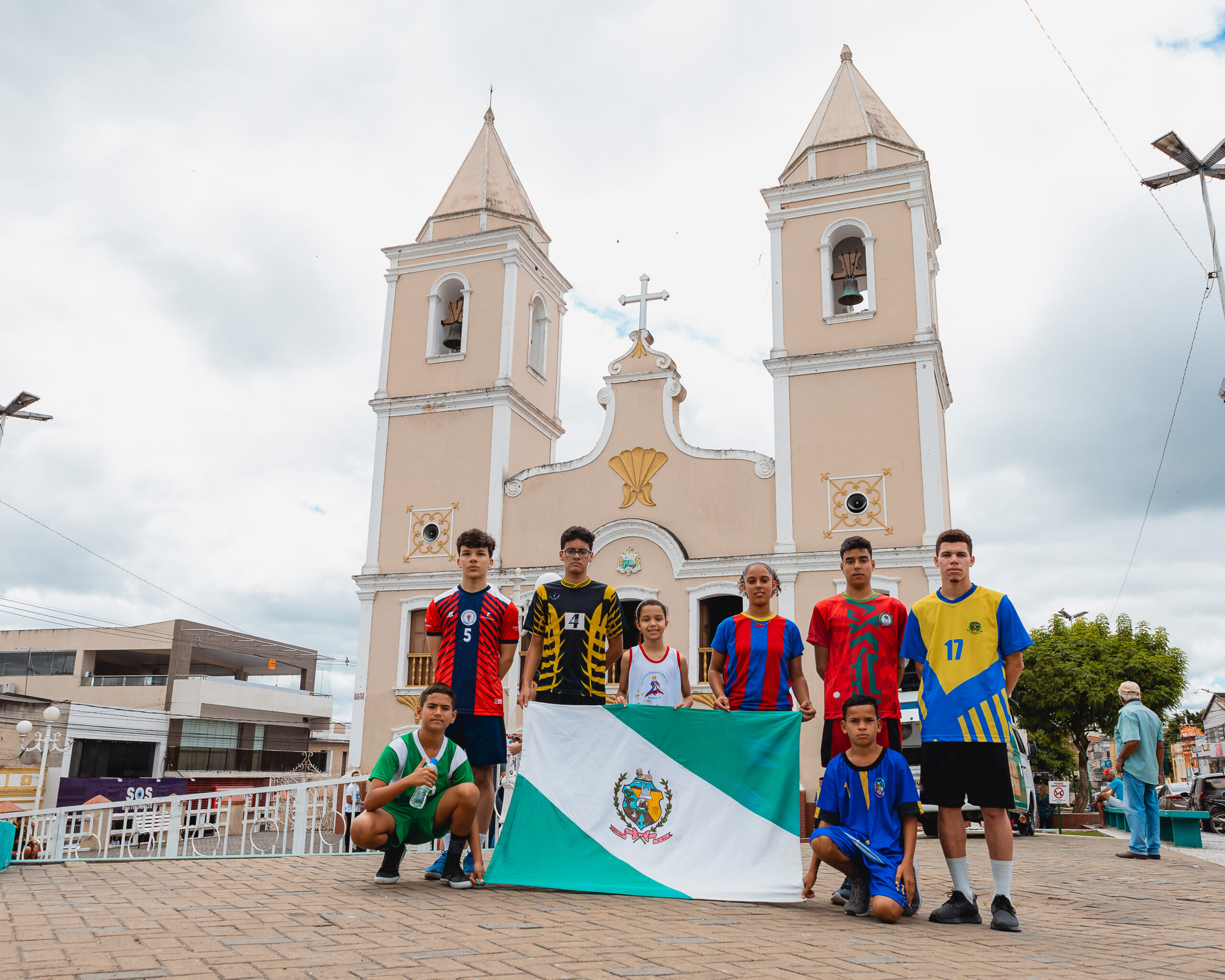 2ª CORRIDA DA TOCHA ABRE CALENDÁRIO DOS JOGOS ESCOLARES DE BEZERROS 2023