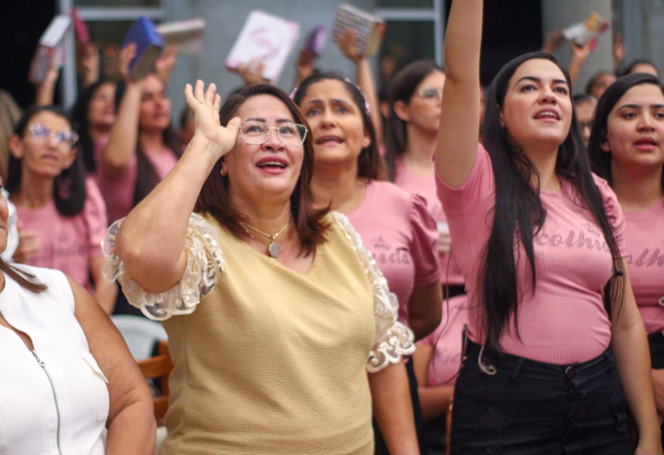 Prefeita Suzana Ramos prestigia Congresso das Mulheres na Igreja Assembleia de Deus