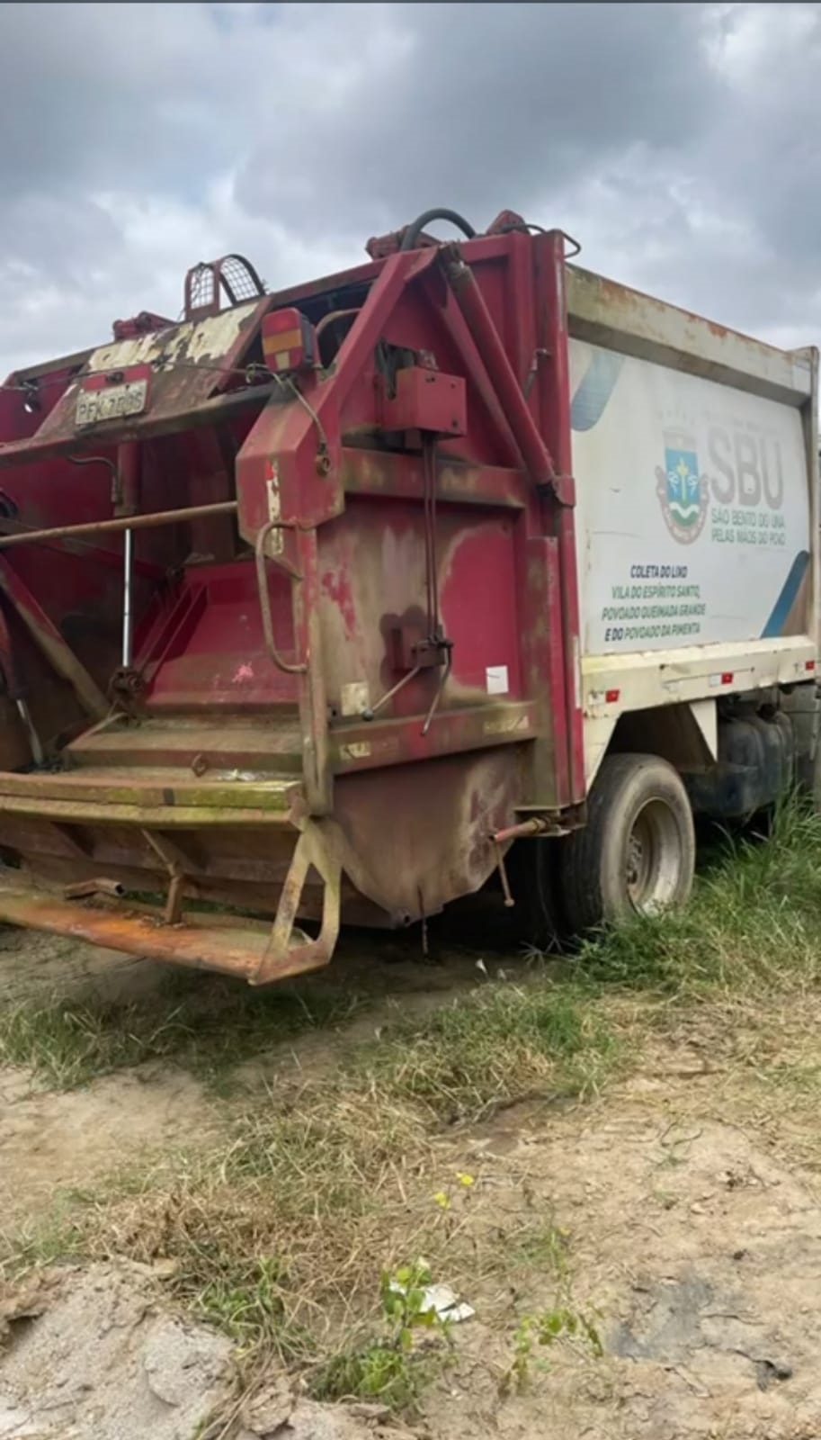 Equipamentos e dinheiro público desperdiçados em São Bento do Una