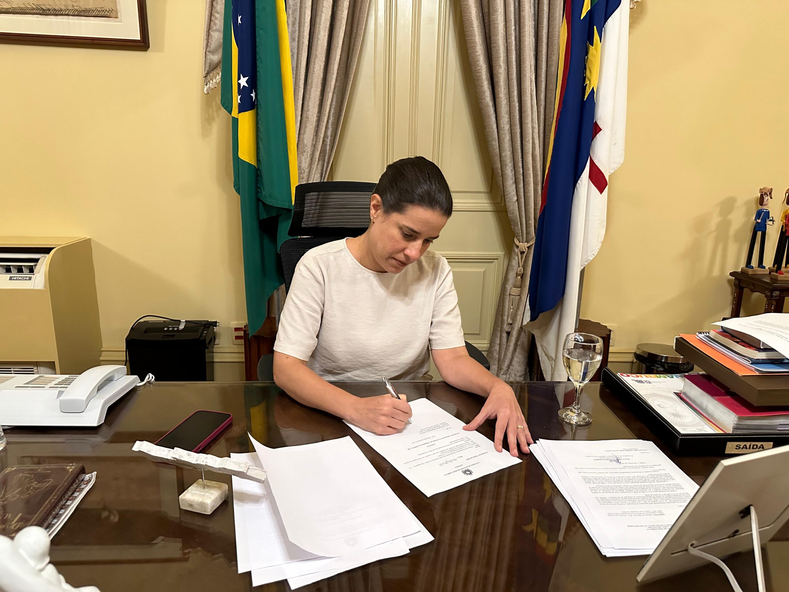 Governadora Raquel Lyra anuncia pagamento do Bônus de Desempenho Educacional no total de R$ 164 milhões