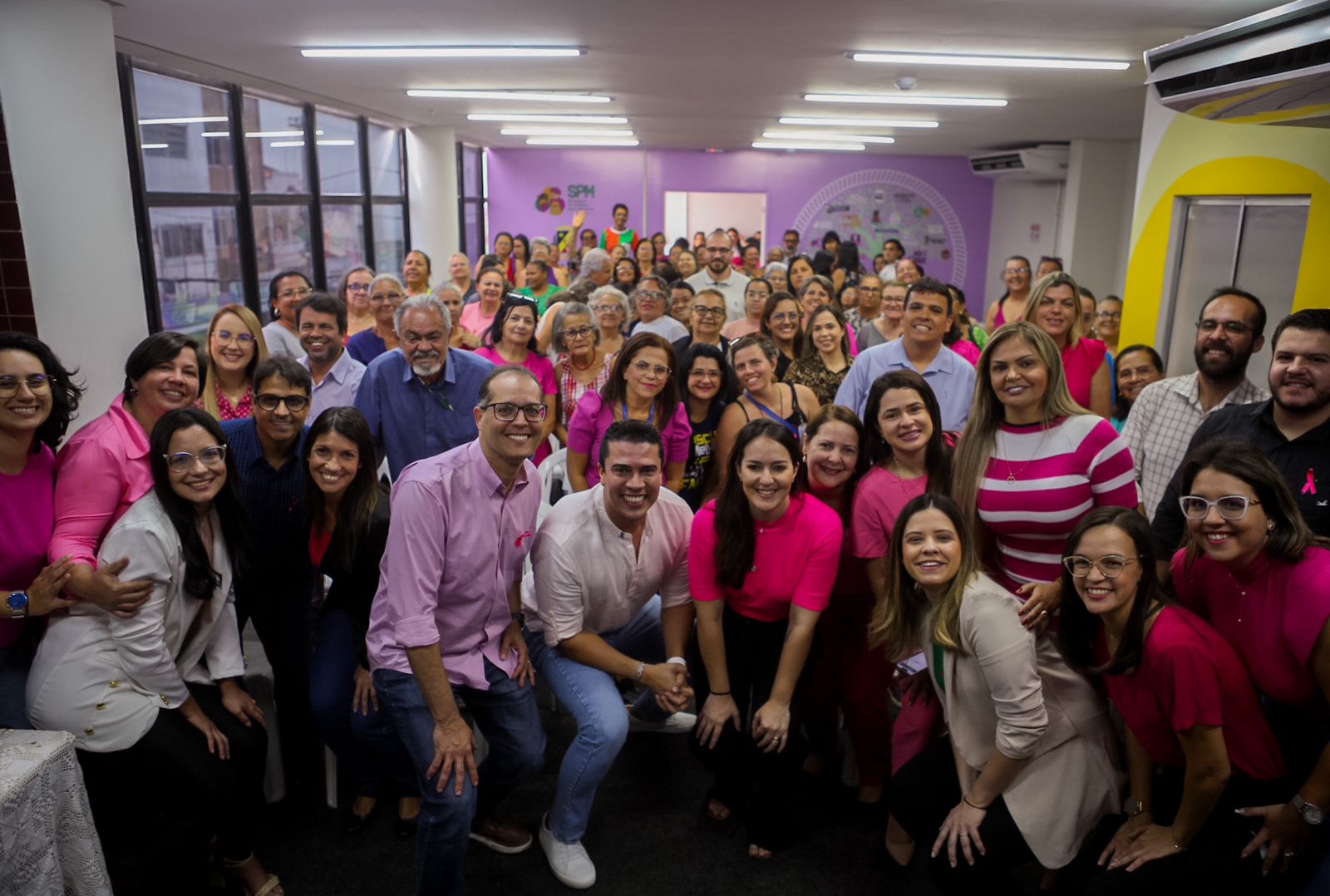 Mulheres de Caruaru são beneficiadas com ações gratuitas de cuidados com a saúde feminina