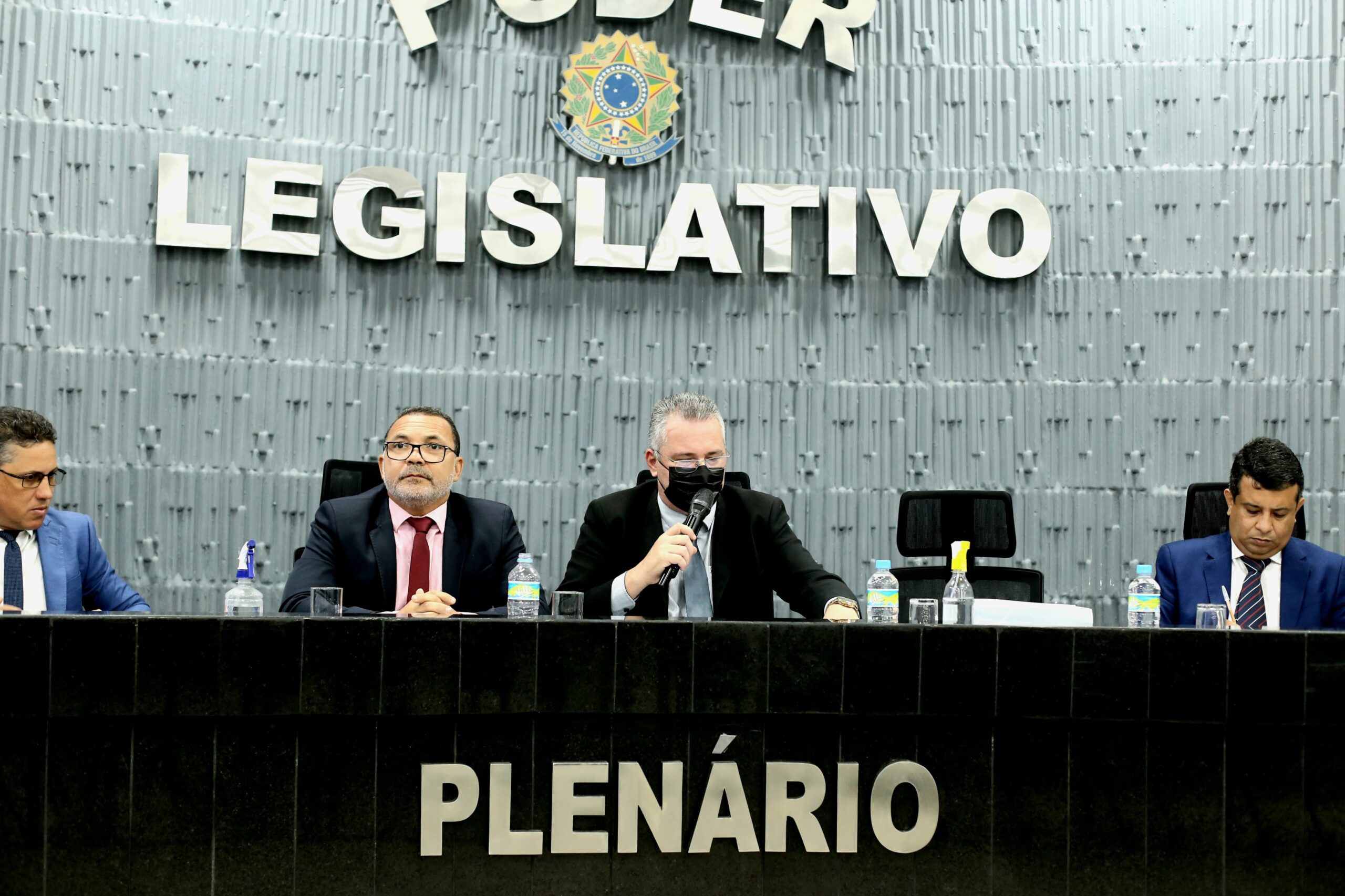 Câmara do Cabo aprova projeto de Lei que autoriza a implantação do piso nacional da enfermagem