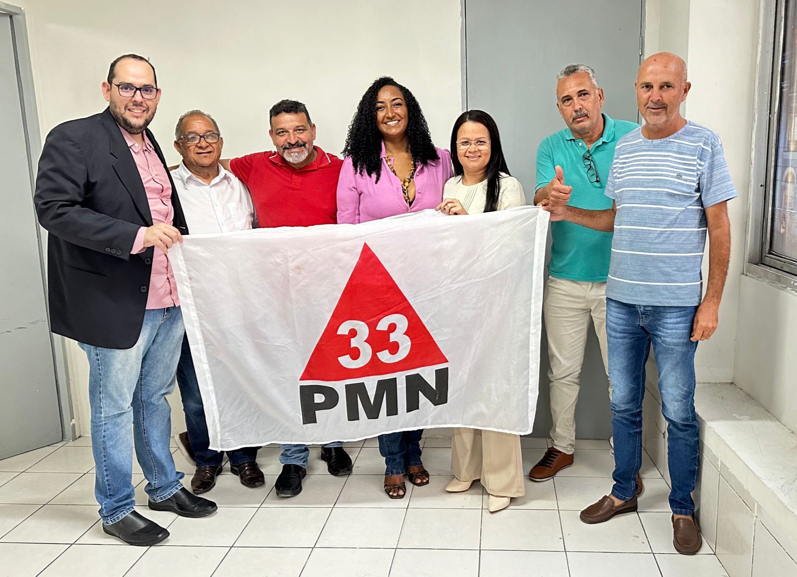 Pré-candidata a prefeita de Barreiros, Paula Veríssimo, assume a direção do diretório do PMN no município.