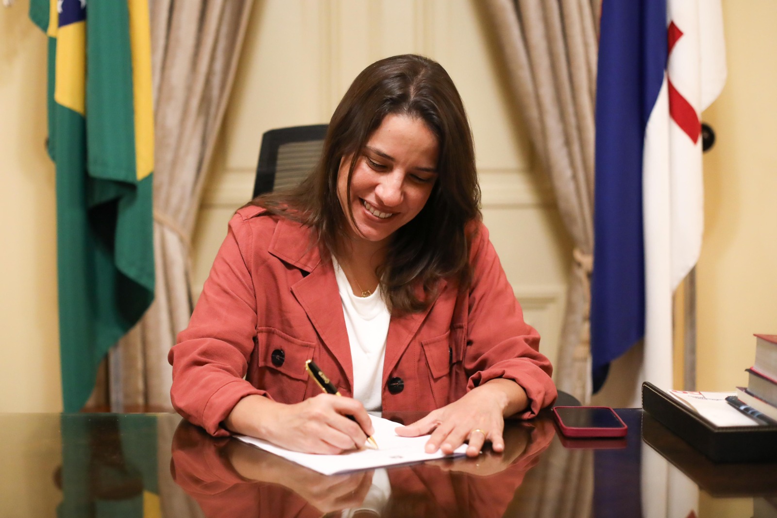 Governadora Raquel Lyra envia para a Alepe pacote de projetos com criação do maior programa de combate à fome do Nordeste, ajustes administrativos e fortalecimento do Sassepe