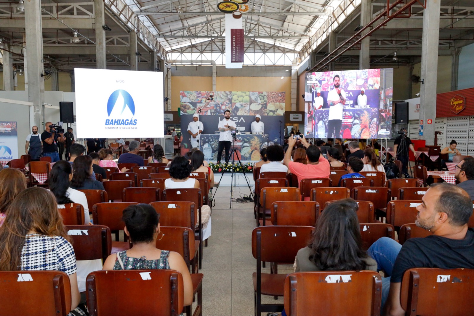 Mercado Rio Vermelho reúne chefs de todo o Brasil e da Bahia para evento gastronômico