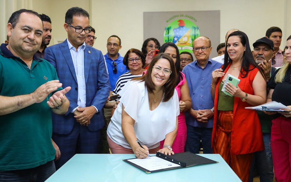 Prefeita Suzana Ramos assina ordens de serviços para reforma e requalificação de seis UBSs