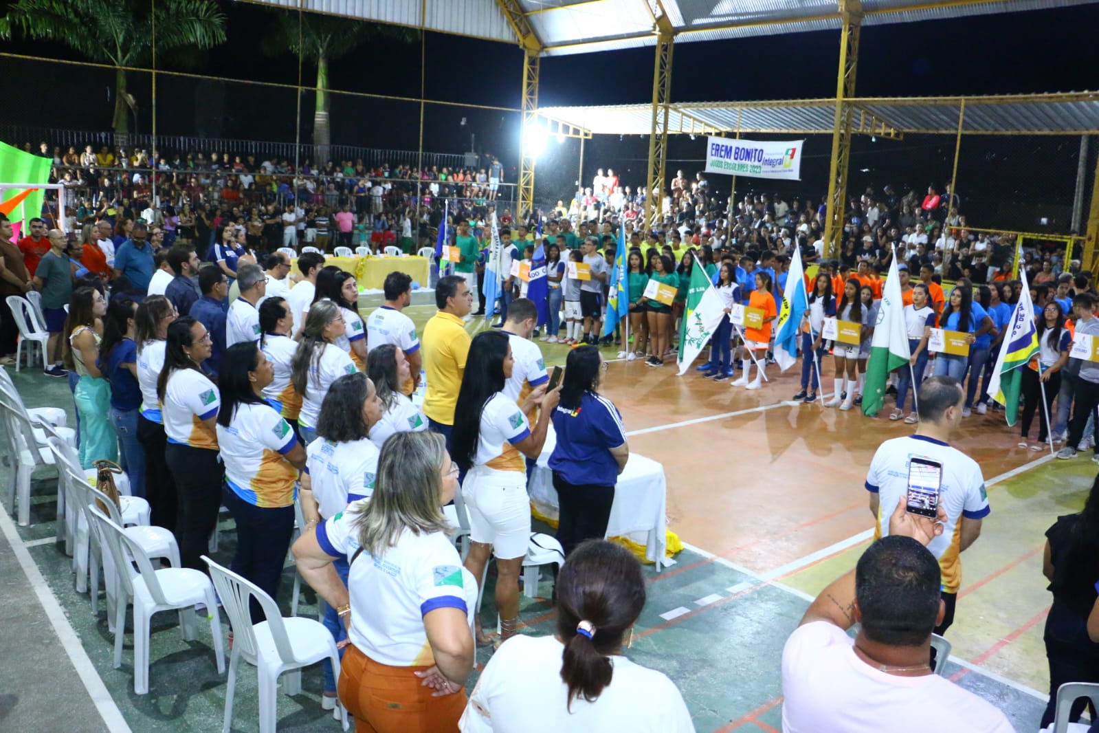 “Em grande estilo Prefeito Gustavo Adolfo da início aos Jogos Escolares em Bonito”