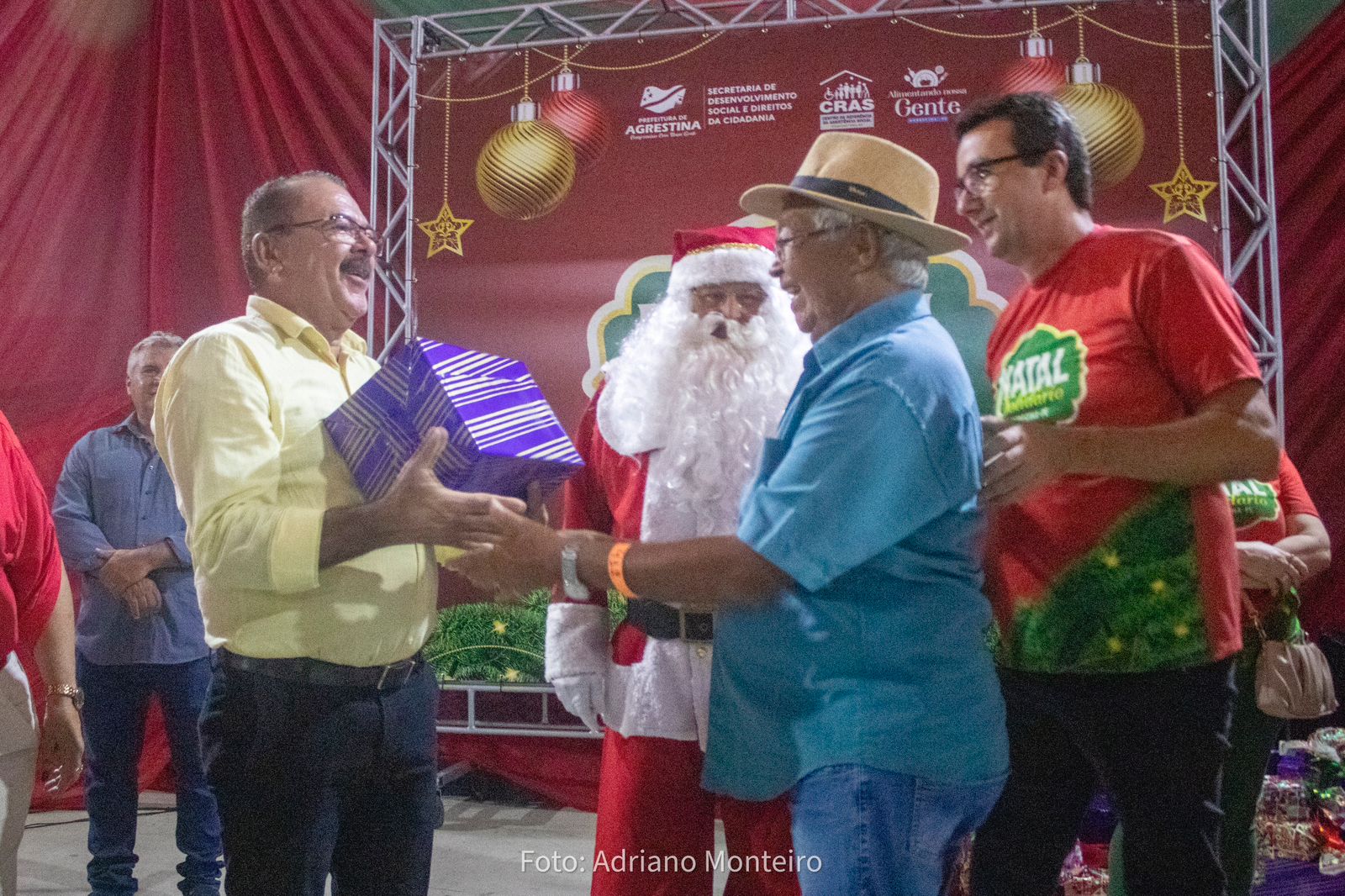 Prefeitura de Agrestina serve ceia para mais de 600 pessoas em “Natal Solidário”