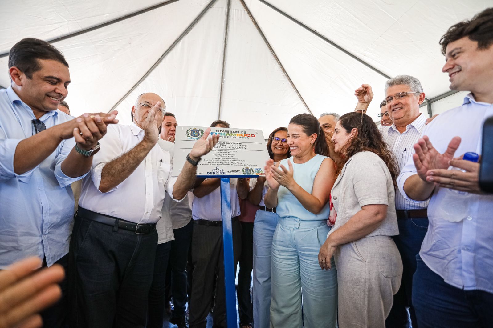 Em Petrolina, governadora Raquel Lyra entrega importante rodovia em área do perímetro irrigado