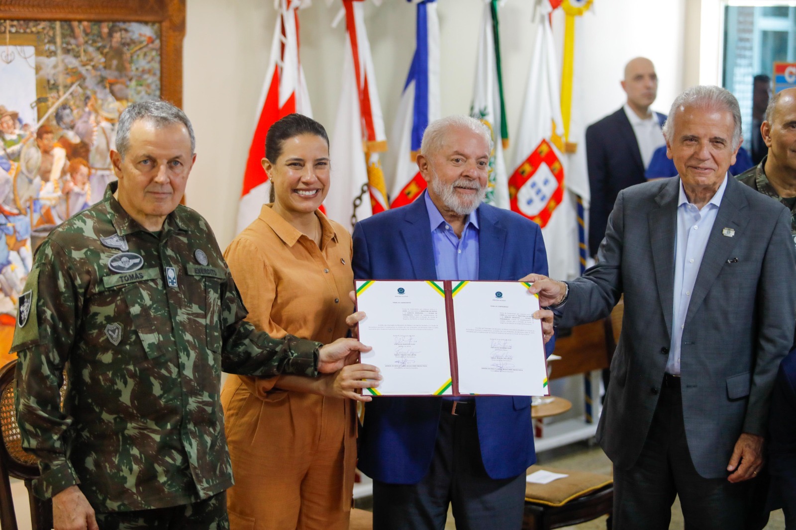 Governo de Pernambuco e Exército Brasileiro assinam Termo de Compromisso para a construção da Escola de Sargentos no Estado