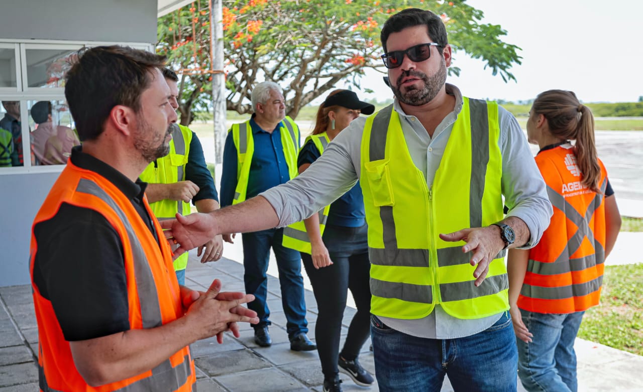 Tonynho Rodrigues realiza visita ao Aeroporto de Caruaru para viabilizar Voo do Forró no São João