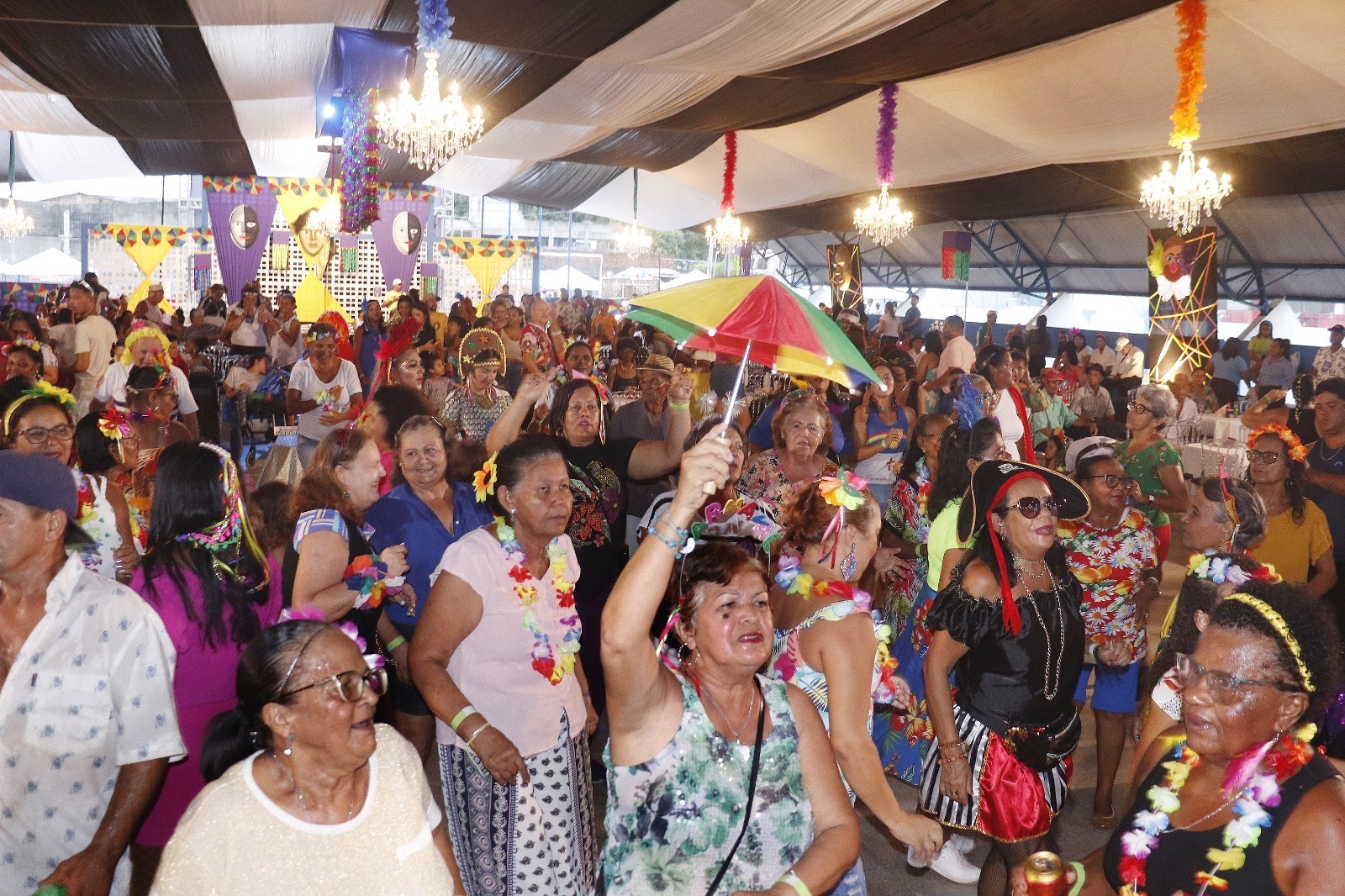 Prefeitura do Cabo promove nesta sexta-feira (23) Bal Masqué da pessoa idosa e PCD