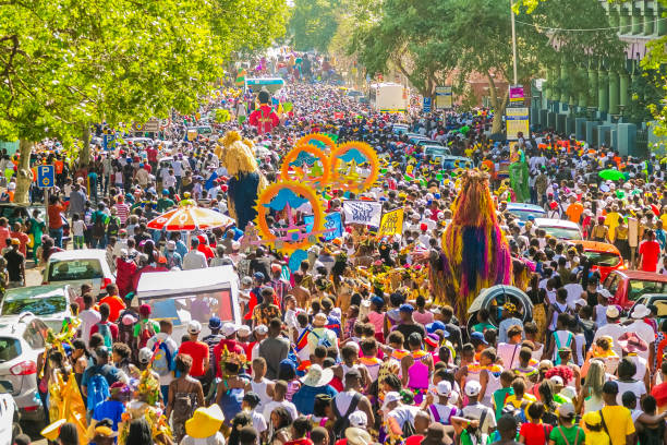 Especialista explica como não cair em golpes bancários neste Carnaval