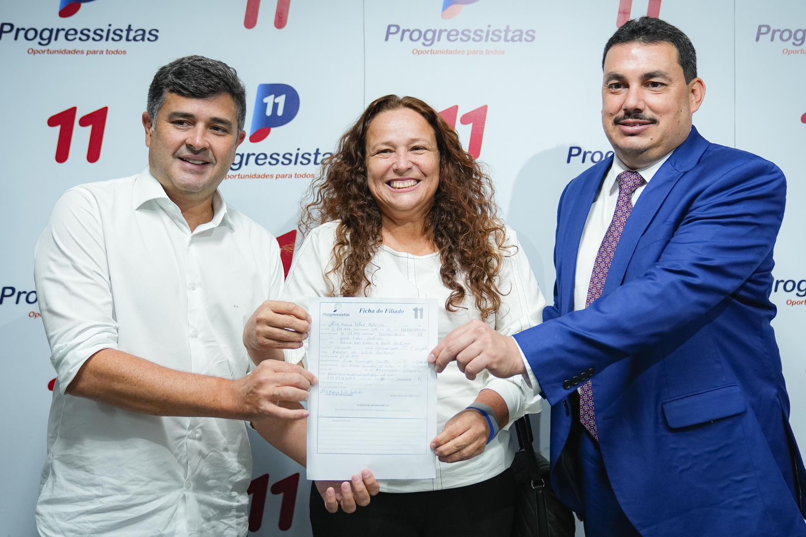 Nadjane Peixoto se filia ao PP e oficializa pré-candidatura a prefeita de Cumaru pelo Progressistas