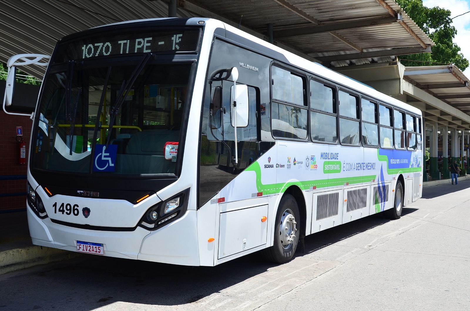 Em ação inédita, Governo de Pernambuco testa ônibus movido a Gás Natural na RMR