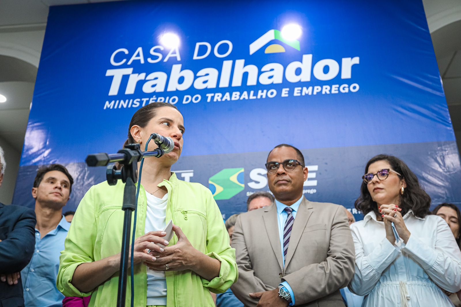 Governadora Raquel Lyra entrega Centro de Qualificação da Mulher e inaugura Casa do Trabalhador e Casa da Trabalhadora