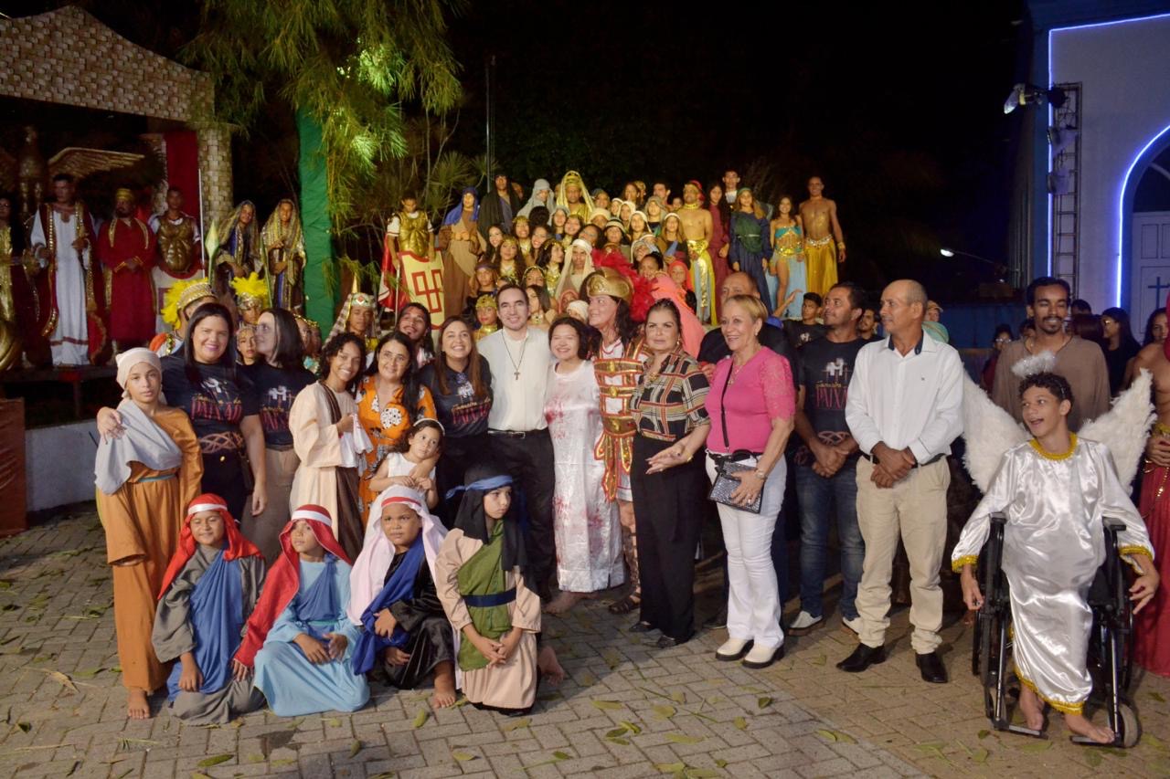 Público lota praça de Jaqueira para assistir espetáculo ‘Jaqueira da Paixão’