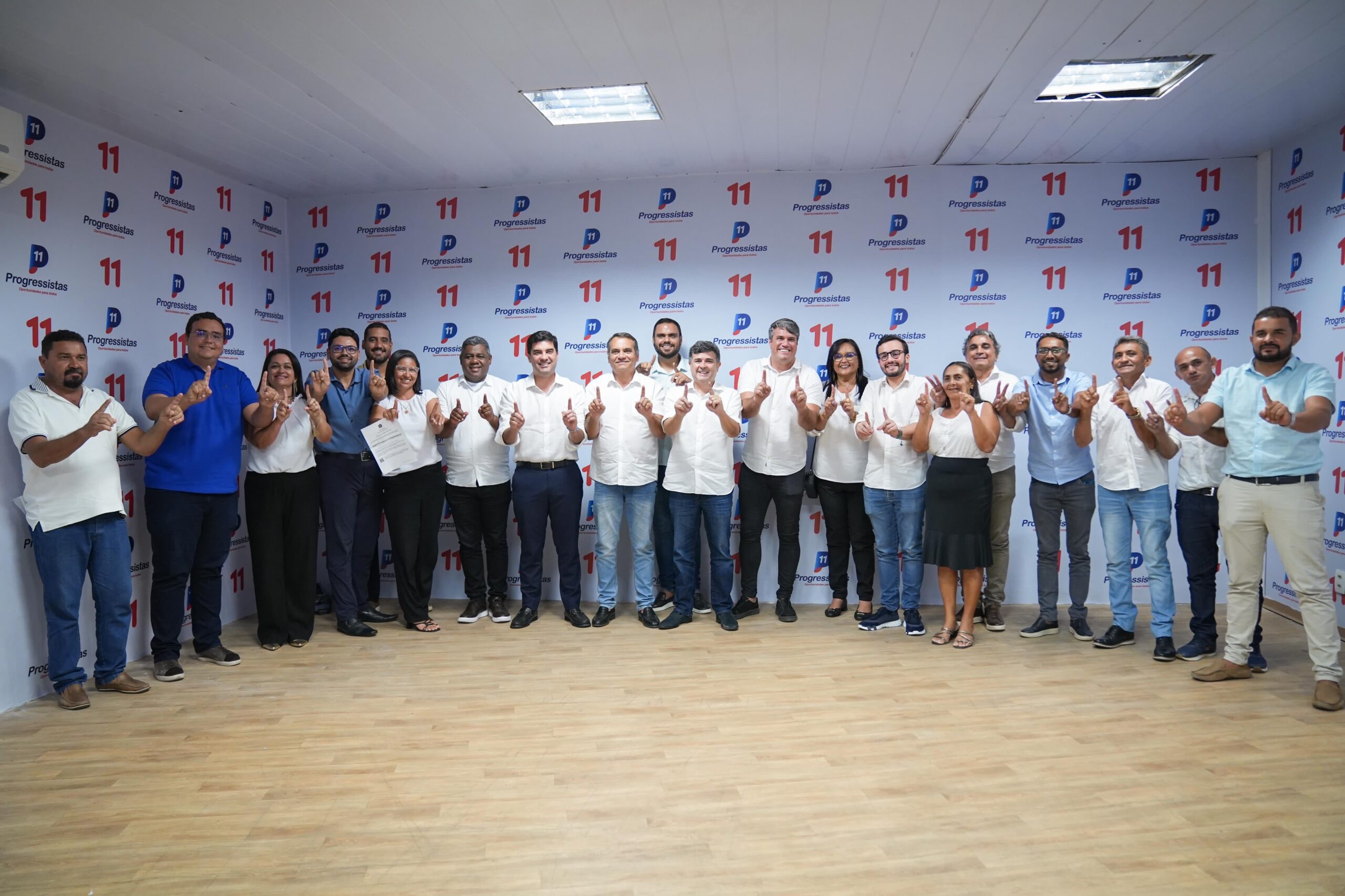 Pré-candidato à Prefeitura de Itacuruba, Kiba Maniçoba, faz visita ao Progressistas para discutir projeto Casa Azul na cidade