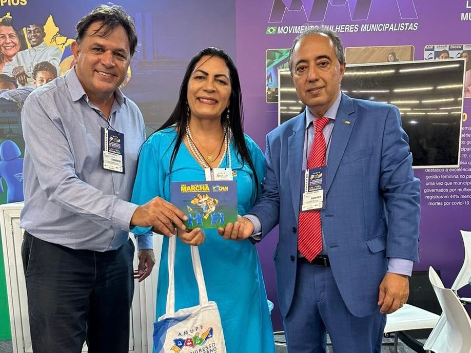 Dra Cátia participou da Abertura do 7° Congresso Pernambucano de Municípios