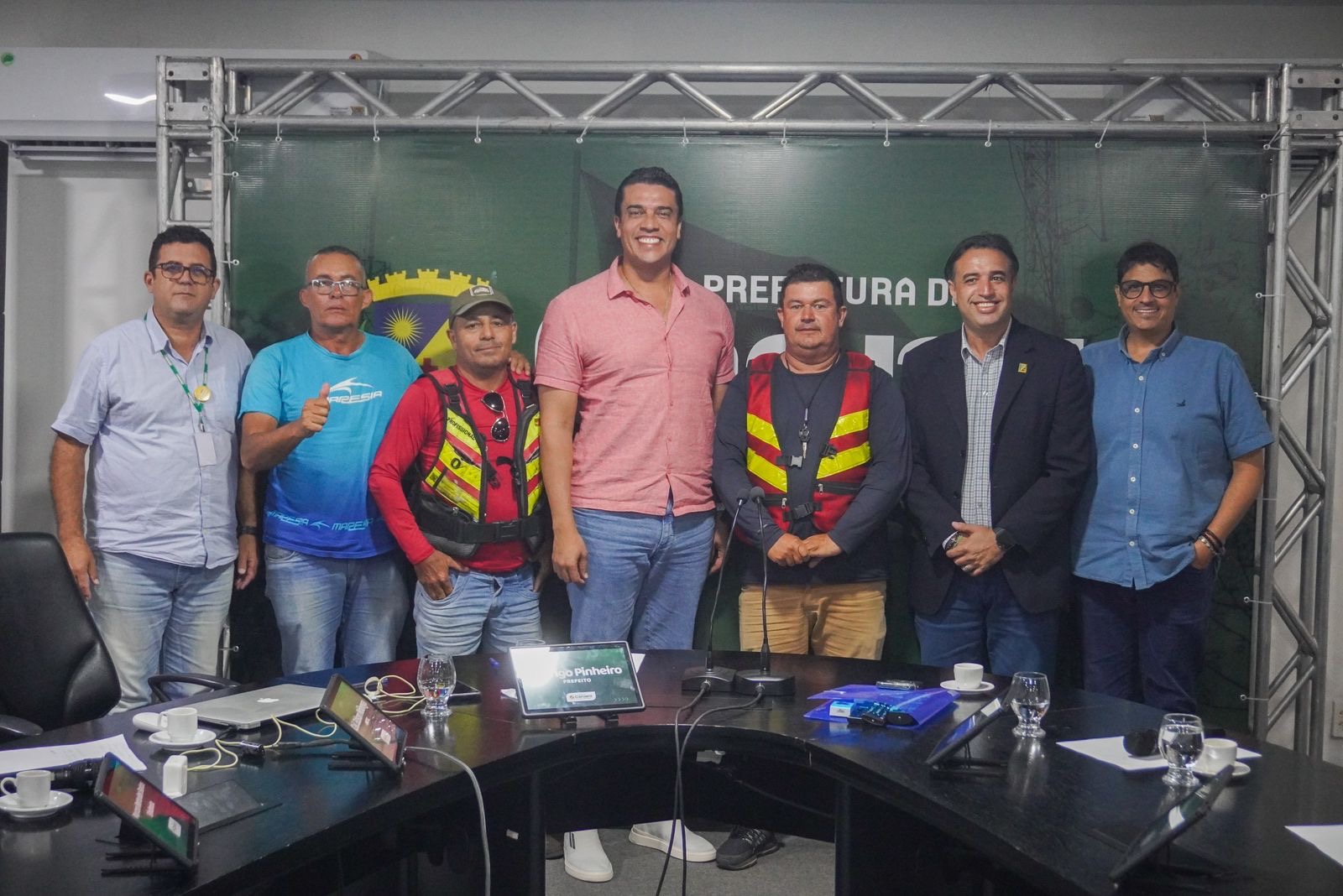 Prefeito Rodrigo Pinheiro recebe mototaxistas e se compromete com demandas da categoria