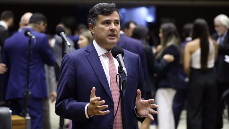 Deputado Eduardo da Fonte propõe emenda para garantir transparência na renovação de contratos de energia elétrica