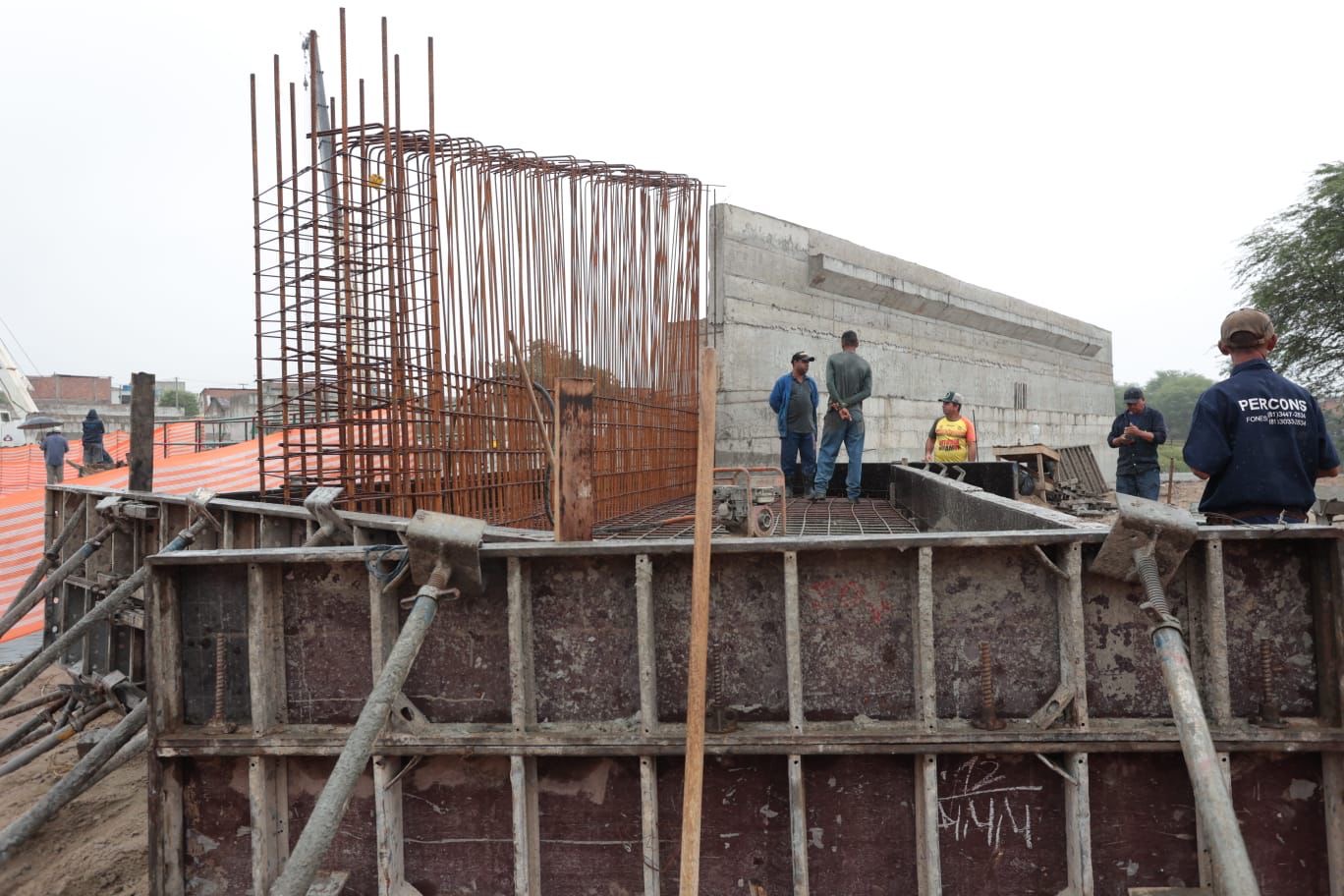 Ponte Prefeito Anastácio Rodrigues é erguida e obra chega na reta final