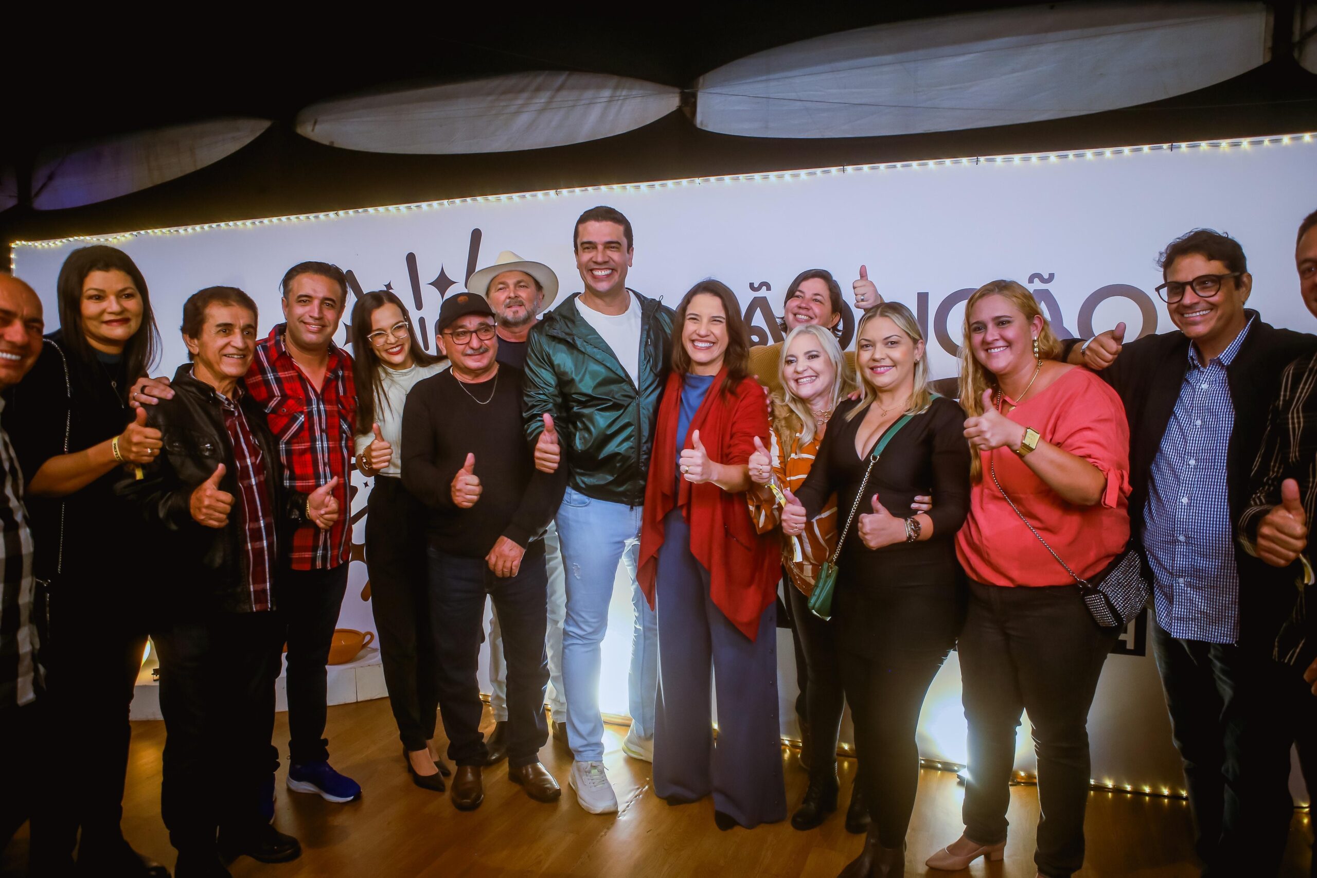 Em Caruaru, Rodrigo Pinheiro e Raquel Lyra ressaltam a grande festa de São João e recebem pré-candidatos a vereador