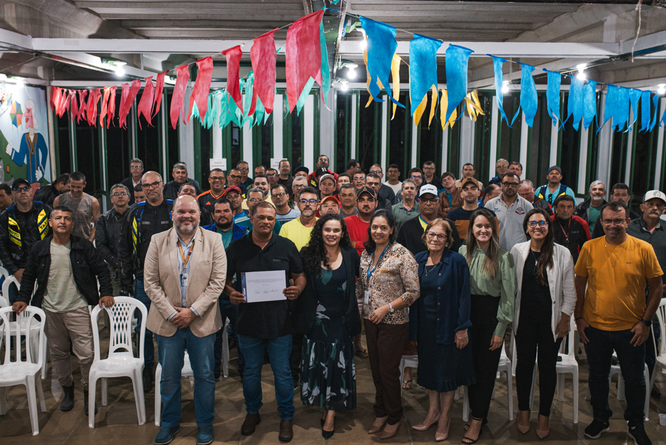 SEST/SENAT CARUARU E SALA DO EMPREENDEDOR PROMOVEM CURSO DE ATUALIZAÇÃO CADASTRAL E CERTIFICAM MOTOTAXISTAS BEZERRENSES 