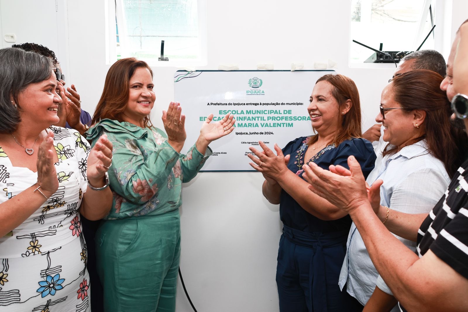 Prefeita do Ipojuca, Célia Sales, inaugura escola de Educação Infantil com capacidade para 100 crianças