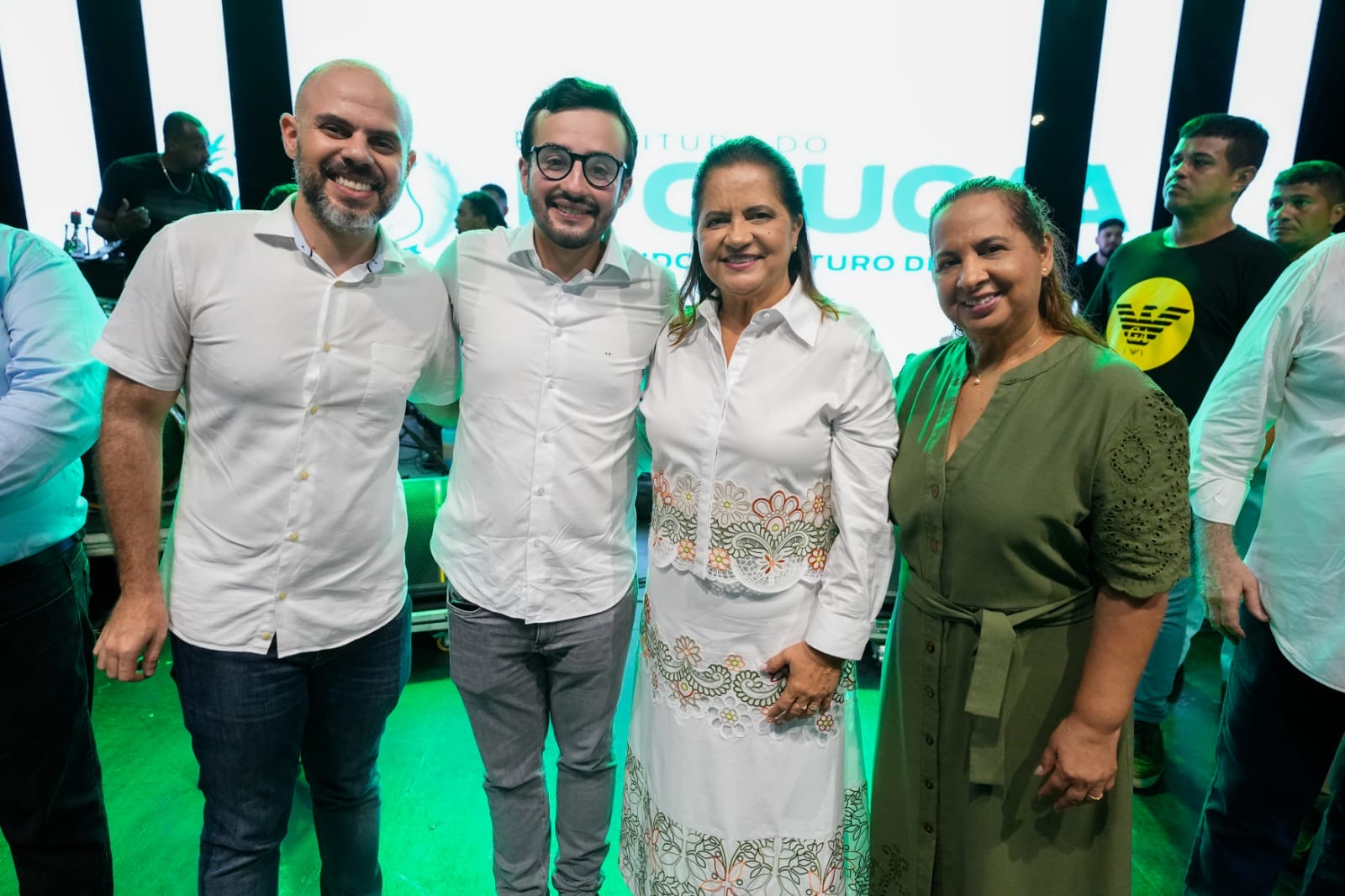 Em Ipojuca, prefeita Célia Sales inaugura Pátio de Eventos de 19.000m² com bandas gospel