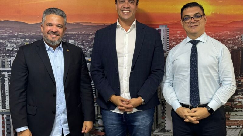 Deputado William Brigido e Igreja Universal apoiam reeleição do prefeito Rodrigo Pinheiro